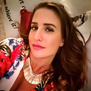 Meet your Posher, Sheishah